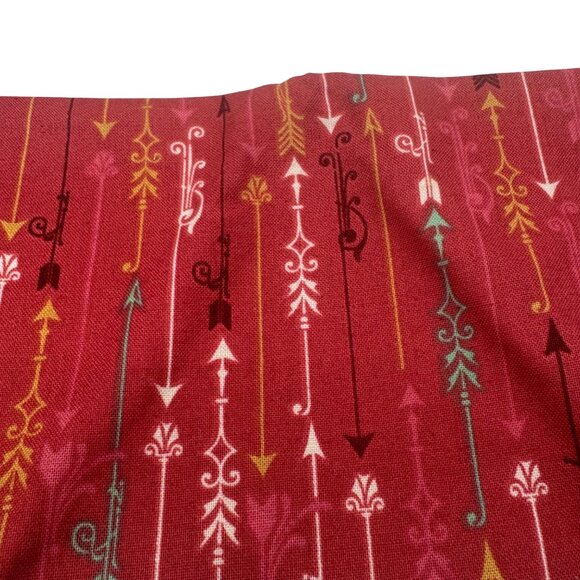 Red Cotton Fabric Fat Quarter Multicolored Arrow Design By Pattern Joy Fabrics - Picture 2 of 3
